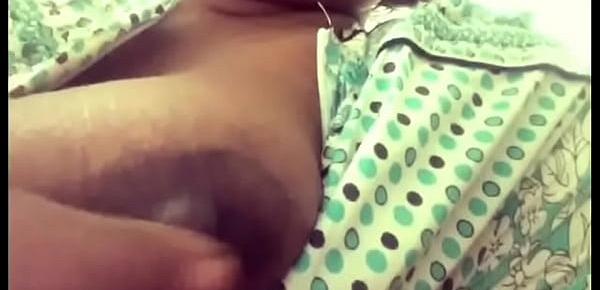  Mallu aunty playing with boobs